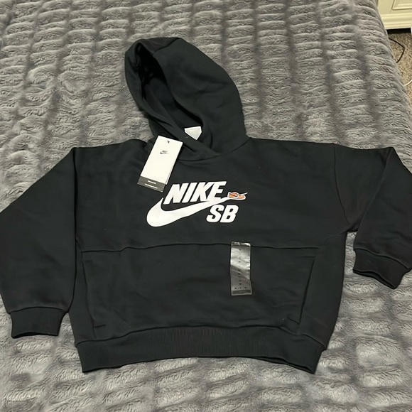 Nike SB hoodie. - Picture 1 of 4